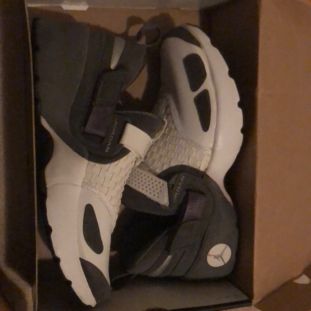 Jordan Trunner LX Premier
